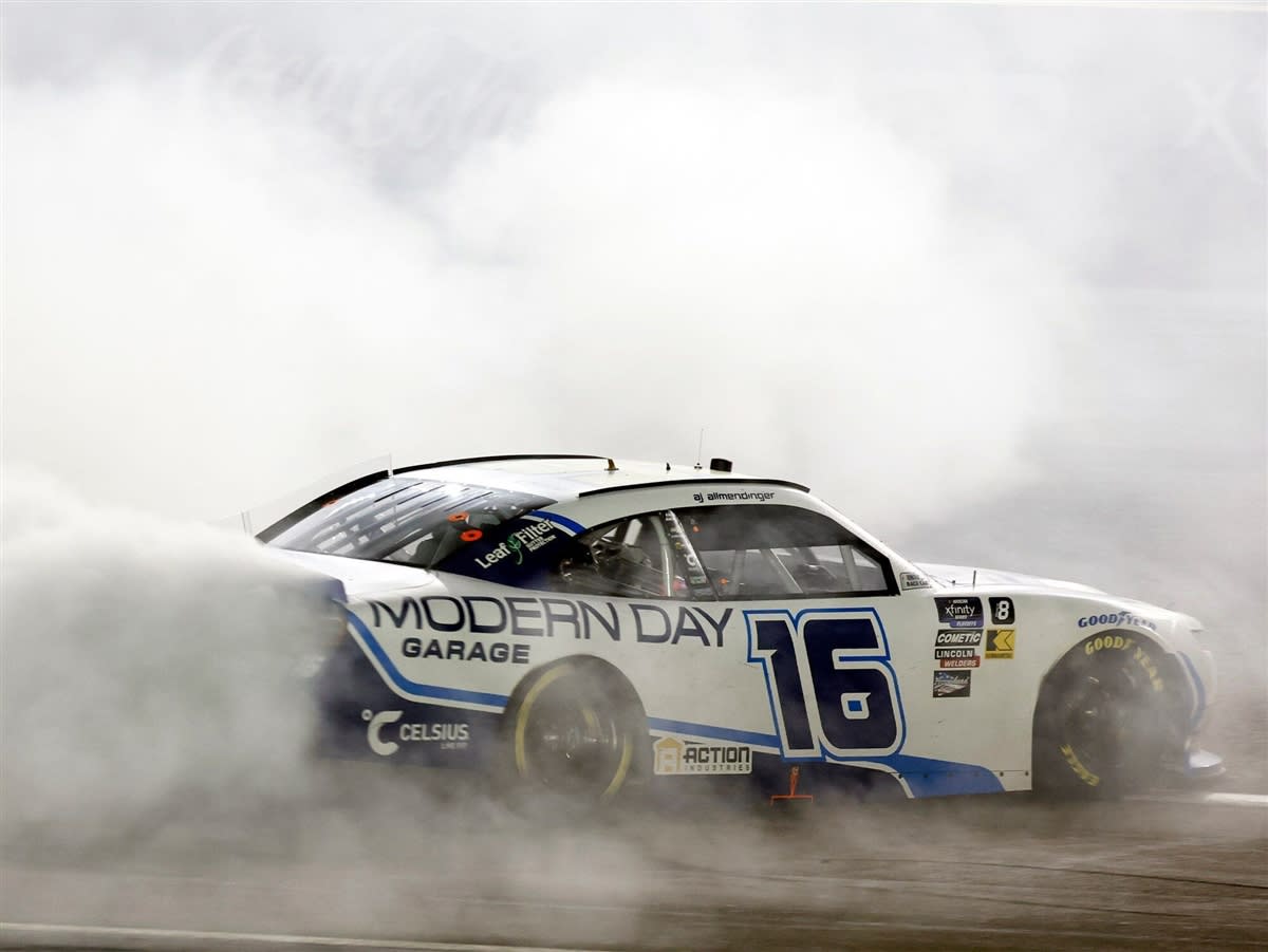 AJ ALLMENDINGER 2024 MODERN DAY GARAGE LAS VEGAS RACED WIN 1:24 ARC DIECAST