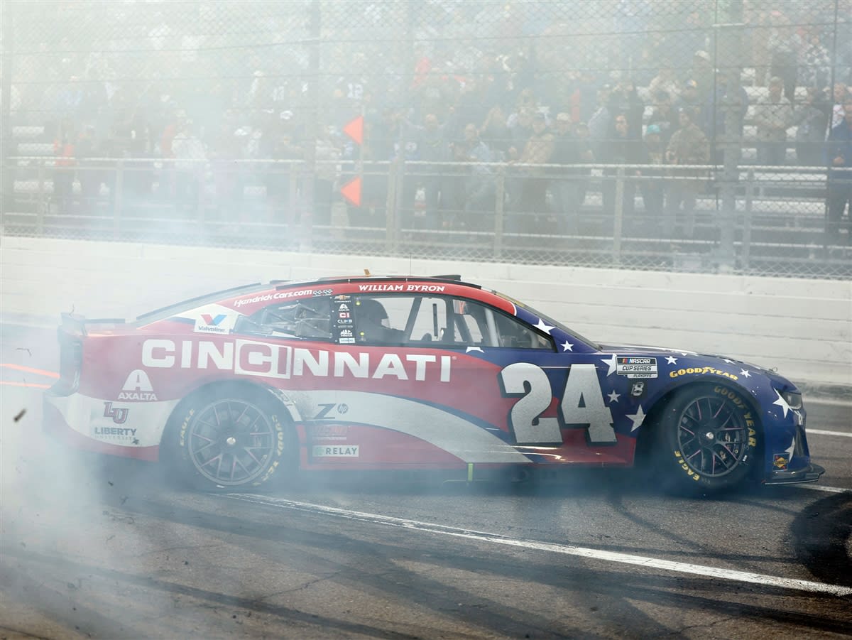 WILLIAM BYRON 2025 CINCINNATI MARTINSVILLE RACED WIN 1:24 COLOR CHROME ARC DIECAST
