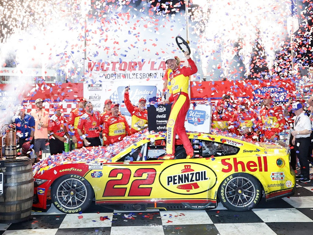 JOEY LOGANO 2026 SHELL-PENNZOIL NORTH WILKESBORO RACE WIN 1:24 ARC DIECAST